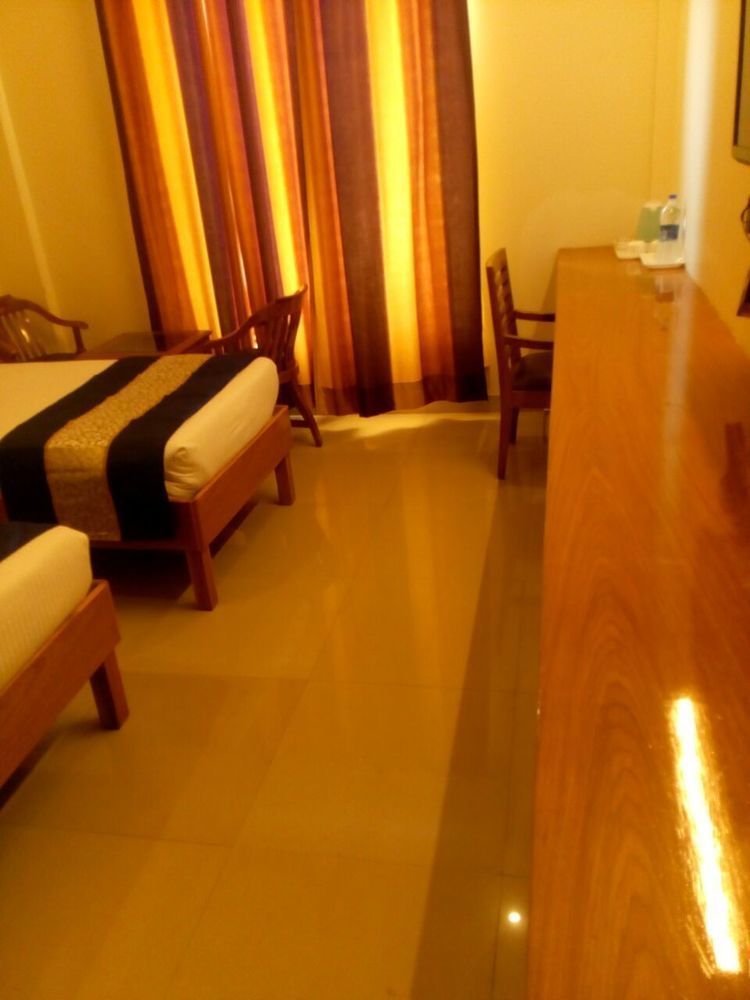 Red Carpet Hotels Noida Dış mekan fotoğraf