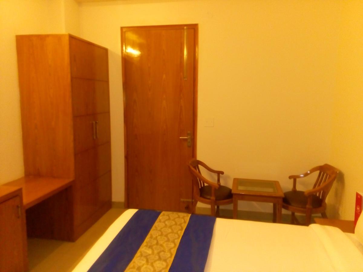 Red Carpet Hotels Noida Dış mekan fotoğraf